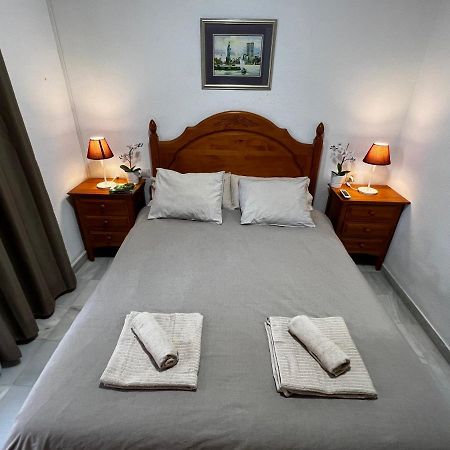 Synergy Apartment, 2 Bedroom, City Center By Namaste Elite Τορρεμολίνος Εξωτερικό φωτογραφία
