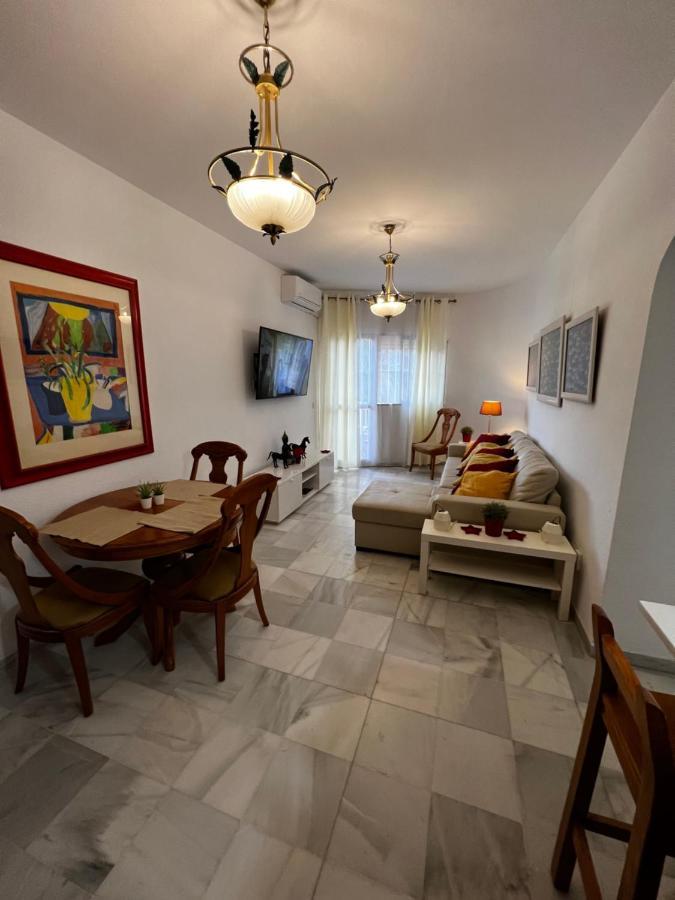 Synergy Apartment, 2 Bedroom, City Center By Namaste Elite Τορρεμολίνος Εξωτερικό φωτογραφία