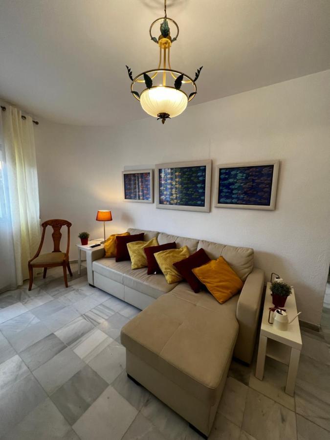 Synergy Apartment, 2 Bedroom, City Center By Namaste Elite Τορρεμολίνος Εξωτερικό φωτογραφία