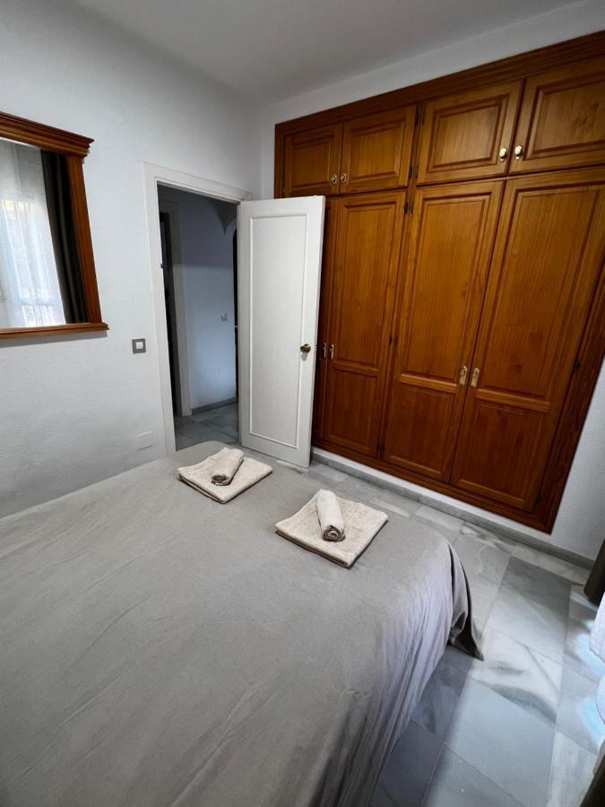Synergy Apartment, 2 Bedroom, City Center By Namaste Elite Τορρεμολίνος Εξωτερικό φωτογραφία