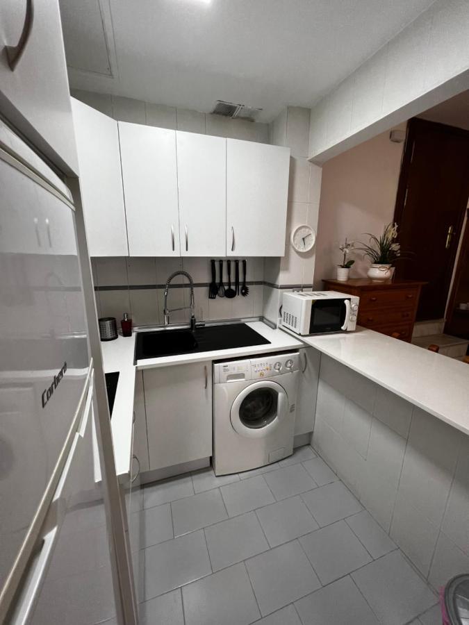 Synergy Apartment, 2 Bedroom, City Center By Namaste Elite Τορρεμολίνος Εξωτερικό φωτογραφία