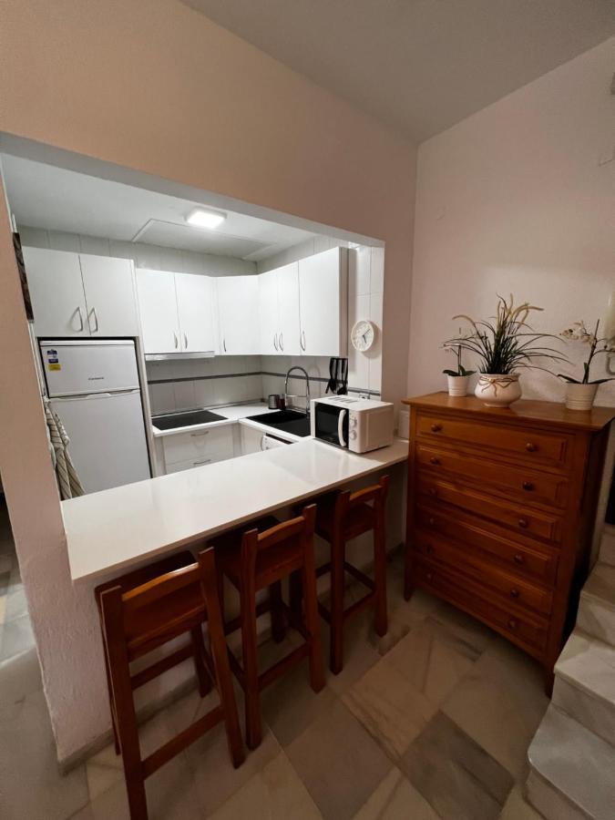 Synergy Apartment, 2 Bedroom, City Center By Namaste Elite Τορρεμολίνος Εξωτερικό φωτογραφία